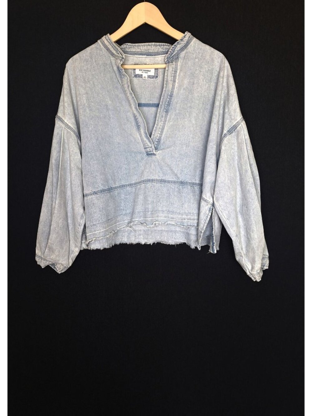 💙 ee:some Oversized Chambray Denim Pullover Top Size M/L Frayed Hem BohoRelaxed